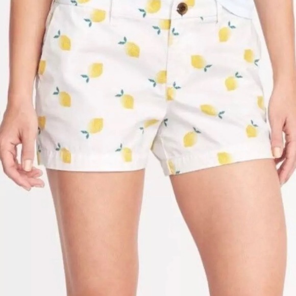 Old navy shorts size 12 - Picture 1 of 6